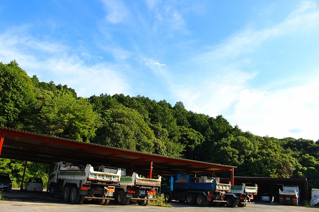 引き取り　長崎県　アスファルトの管理　運搬　有限会社ヤマダ